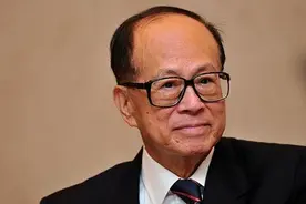 李嘉诚的真面目：血腥资本家，慈善背后的谋划，以爱国的名义敛财图片