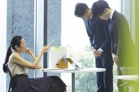 我与女领导的故事图片