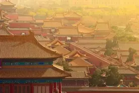 清朝故宫的两个太监，一个叫李莲英，另一个连慈禧都要听他的图片