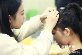 舞蹈生必备：4种不同的盘头方法，超级详细图片
