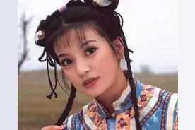 赵薇版小燕子和李晟版小燕子，你们喜欢哪一个？因为都是赵薇吧图片
