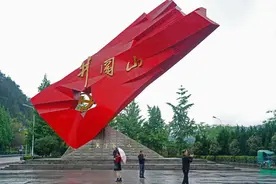 “山”“河”映初心——习近平总书记到过的红色圣地之江西篇图片