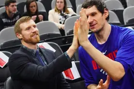 NBA球员大手分4个等级：杜兰特A级，乔丹S级，那SSS有多猛？图片