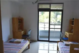 广东最豪华大学宿舍曝光！这些神仙级配置，酸了图片