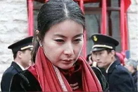 跳水女王郭晶晶，现在面容尽显憔悴，病情已经瞒不下去了图片