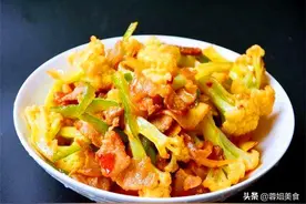 炒花菜有人直接下锅炒，有人有焯水都不对，这样做才正确，太好吃图片