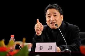 姜昆郭德纲究竟谁是“主流”？其实侯宝林先生早有解释图片