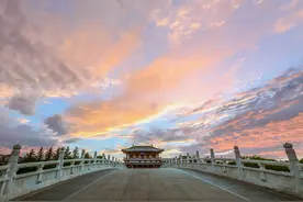 芙蓉古城位于成都西郊温江区，芙蓉古城以川西民居为主图片