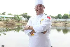 东莞烧鹅第一人，莫志坚—莫老爷图片