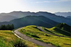 岁月让英文臃肿不堪，却没在汉字身上留下一丝赘肉图片