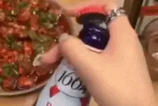 开啤酒瓶戒指“翻车”！多人被迫请求消防救援图片