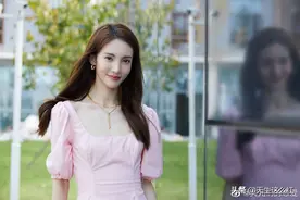 宁可当狗也要跟金晨说话，张继科，你这样很难追到女明星图片