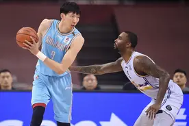 新疆大胜北控，四名新人表现出色，北控弗格41分成空砍图片