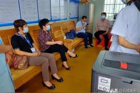【疫情防控】林燕到疫情防控集中隔离点督导检查工作图片