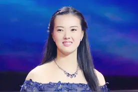 张常宁一家都是高颜值，母亲似冻龄女神，父亲、哥哥高大帅气图片