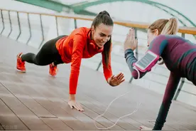 为什么我们的脂肪很大一部分都堆积在腹部？该如何限制脂肪堆积？图片