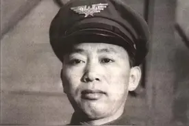 傅作义起义后多次求情，陈长捷成为首批特赦战犯，两人冰释前嫌图片