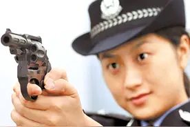 军事丨国产05警用转轮手枪，嫌犯挨了20几发还未被制服图片