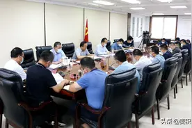 麦积区与恒大地产集团甘肃公司召开项目建设对接会图片