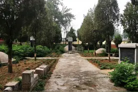 埋葬在中国牡丹之都菏泽市牡丹区的历史名人图片