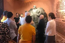 八办资讯 | 寻访先辈足迹 传承红色基因——谢觉哉之子谢飘、谢烈到访八路军兰州办事处纪念馆图片