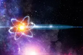 直径930亿光年的宇宙中有多少个原子？数字有点大，一排写不下图片
