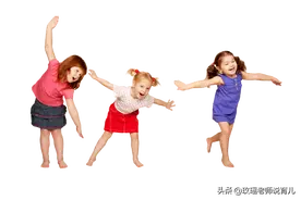 孩子扔东西搞破坏？了解动作思维发展三大阶段，教他这样扔和玩图片