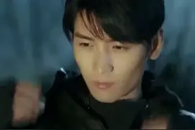 《极海听雷》下周开播，朱一龙再现唯美吐血，张起灵颜值获赞图片