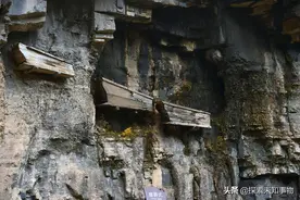 悬崖峭壁上惊现的悬棺，隐藏着怎样的谜团？图片