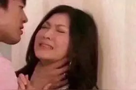 稳居朋友圈C位的憨憨文案：本来今年打算咸鱼翻身的，结果粘锅了图片