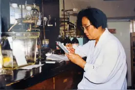 【百年风华 医者榜样】屠呦呦：青蒿济世 科创报国图片