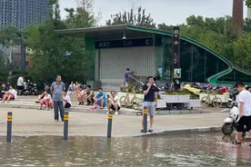 郑州地铁5号线被困者：绝望之时给表哥表姐发了消息 以后我爸我妈托你们照顾了图片