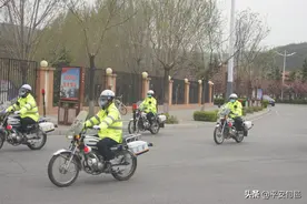古豳白衣逆出征，三水警卫护入城！图片