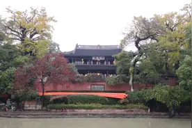 嘉兴的烟雨楼，在南湖中间的岛上！视频封面