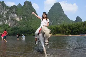 桂林山水8大经典景点，形成山清水秀洞奇石美，为“桂林山水4绝”图片