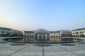 禅宗祖庭——五祖寺图片