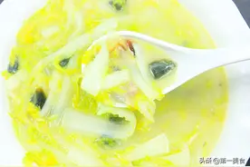 在家不用高汤也能做出上汤娃娃菜，多加这个调料，味道一样鲜香图片
