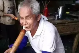 21年生15个孩子，75岁老汉成了网红，现在一家17口过得怎样？图片