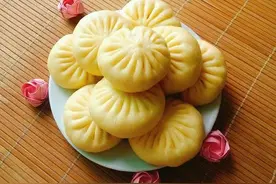 美食分享：卷心菜玉米包子，清爽好吃的美味早餐，简单做法图片