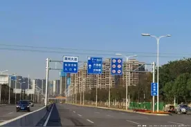修了10年的长沙快速道，沿途景点众多，堪称景观大道图片