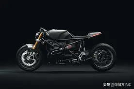 全球仅有10辆的BMW R NineT眼镜蛇 售价高达34,900欧元图片