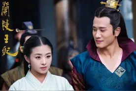 网曝张含韵彭冠英领证，两人终于成夫妻？本尊亲自现身回应图片