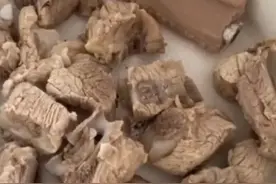 这要不是被我及时发现，差点给炖成排骨汤了！哈哈哈笑坏我了图片