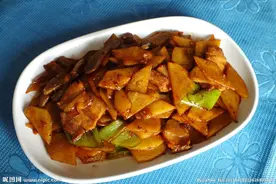 土豆炒肉片这样做，味美可口特下饭。图片