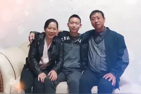 “蓝朋友”的三行情书，纸短情长......图片