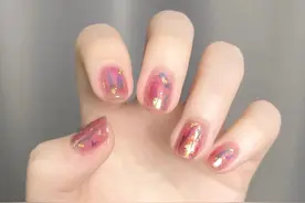玻璃 贝壳系列美甲｜“炫彩 透感”图片