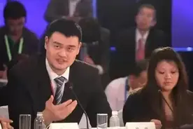 姚明的篮球改革（三）：国家队红、蓝双队篇图片