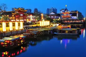 南京神秘“鬼市”，凌晨开门天亮消失，交易须遵守“三不问”图片