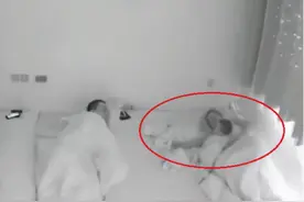 “天使宝宝”11个月，半夜自己起床喝奶，网友笑道：爸妈睡得真香图片