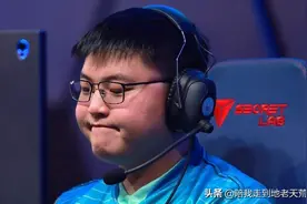 UZI直播对话 LOL设计师，被龙女一口吐死，玩个锤子 ADC！图片
